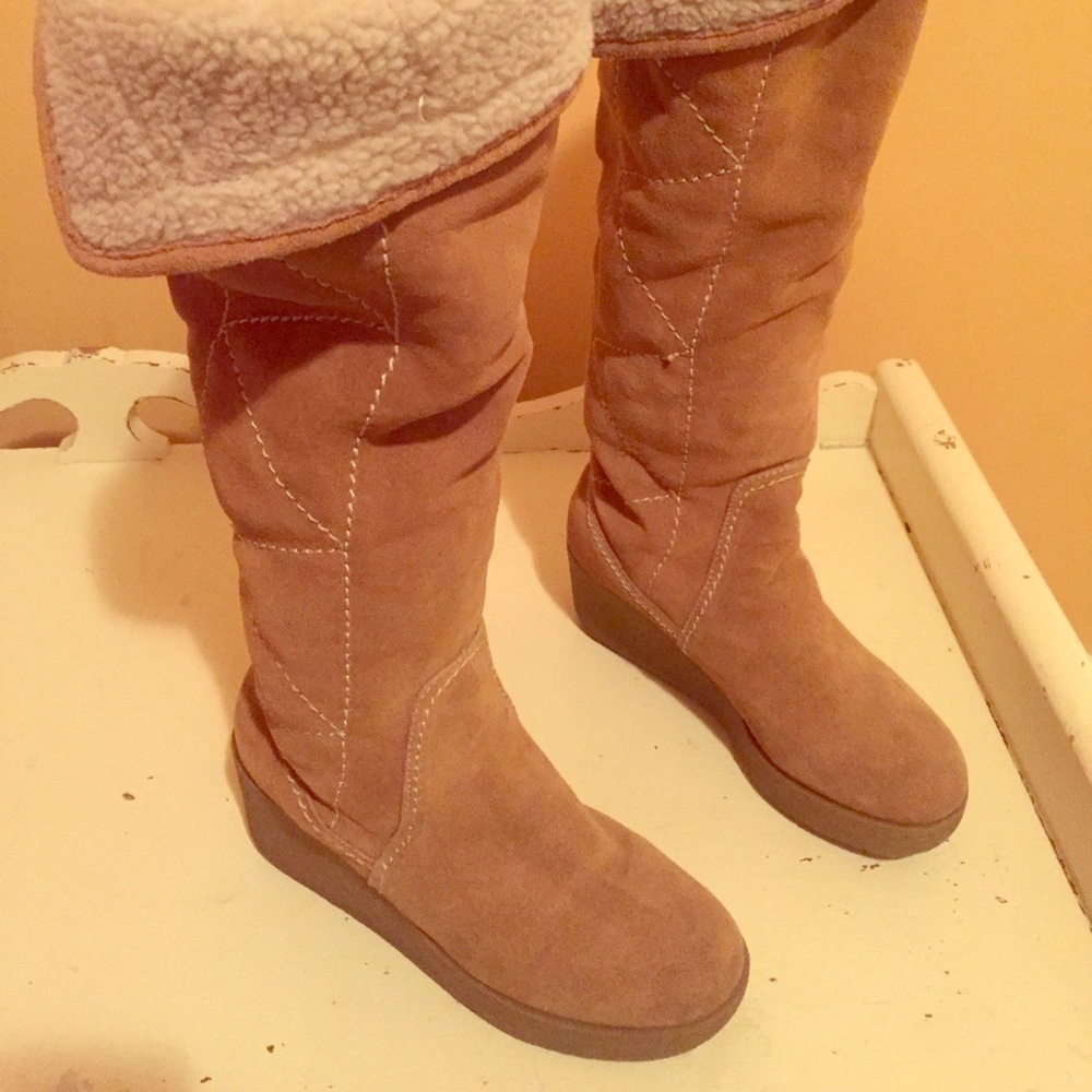 Michael Kors suede boots size 8